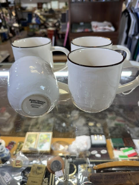 Better Homes and Garden Coffee Mugs